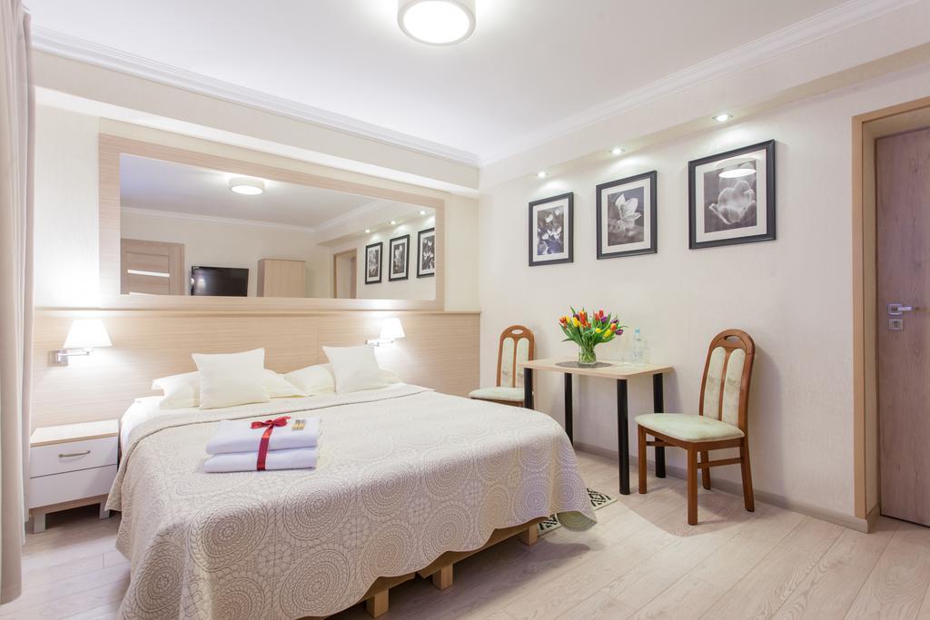 Villa Anna Gdansk - Noclegi Rooms - Free Parking エクステリア 写真