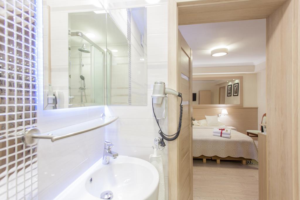 Villa Anna Gdansk - Noclegi Rooms - Free Parking エクステリア 写真